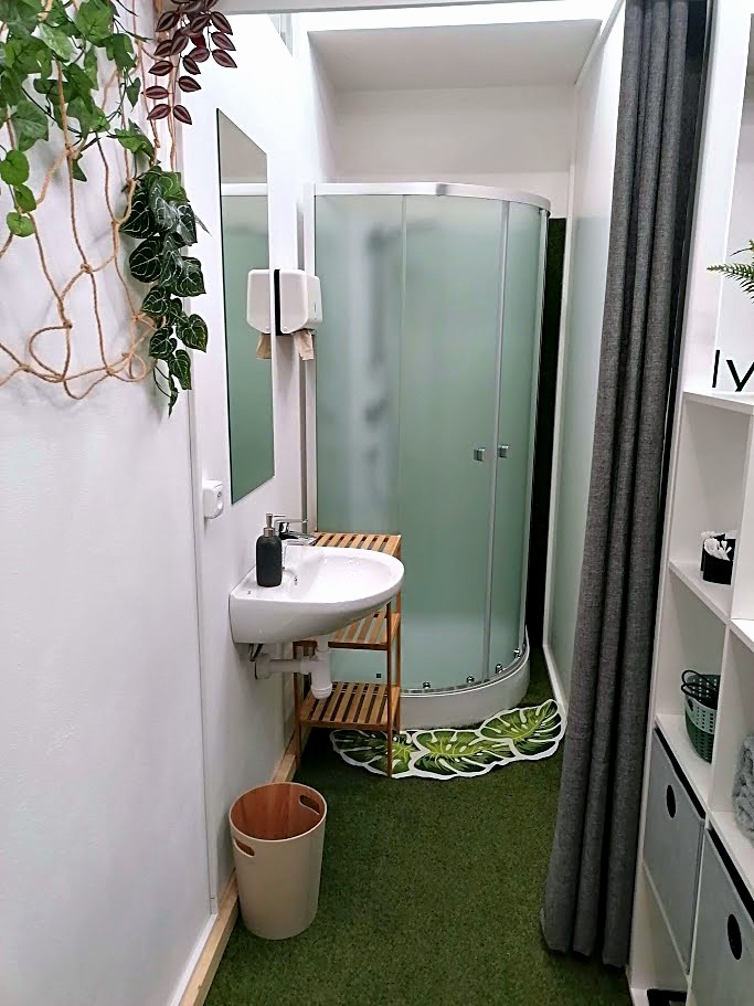 Sprcha a zázemí – MFS 2, My Fit Space Brno